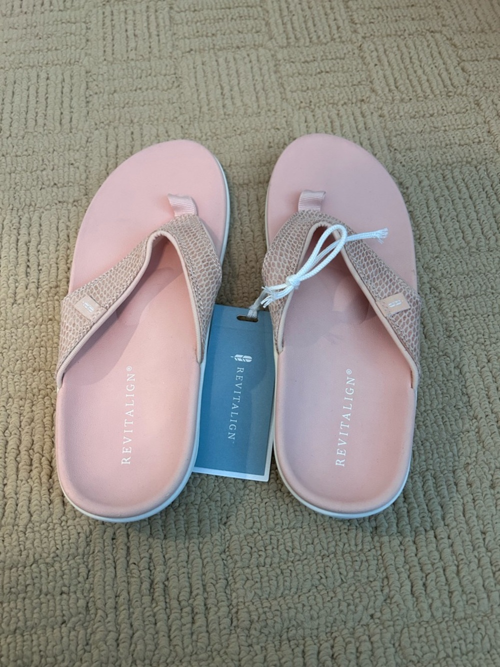 REVITALIGN Women's Blush Pink Comfort Thong Sandals